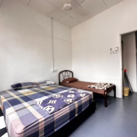 Jiaxin Dormitory - Puteri Wangsa 家馨旅舍 Ulu Tiram Eksteriør bilde