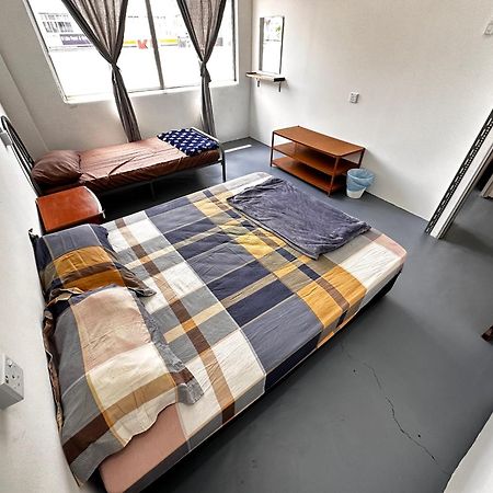 Jiaxin Dormitory - Puteri Wangsa 家馨旅舍 Ulu Tiram Eksteriør bilde