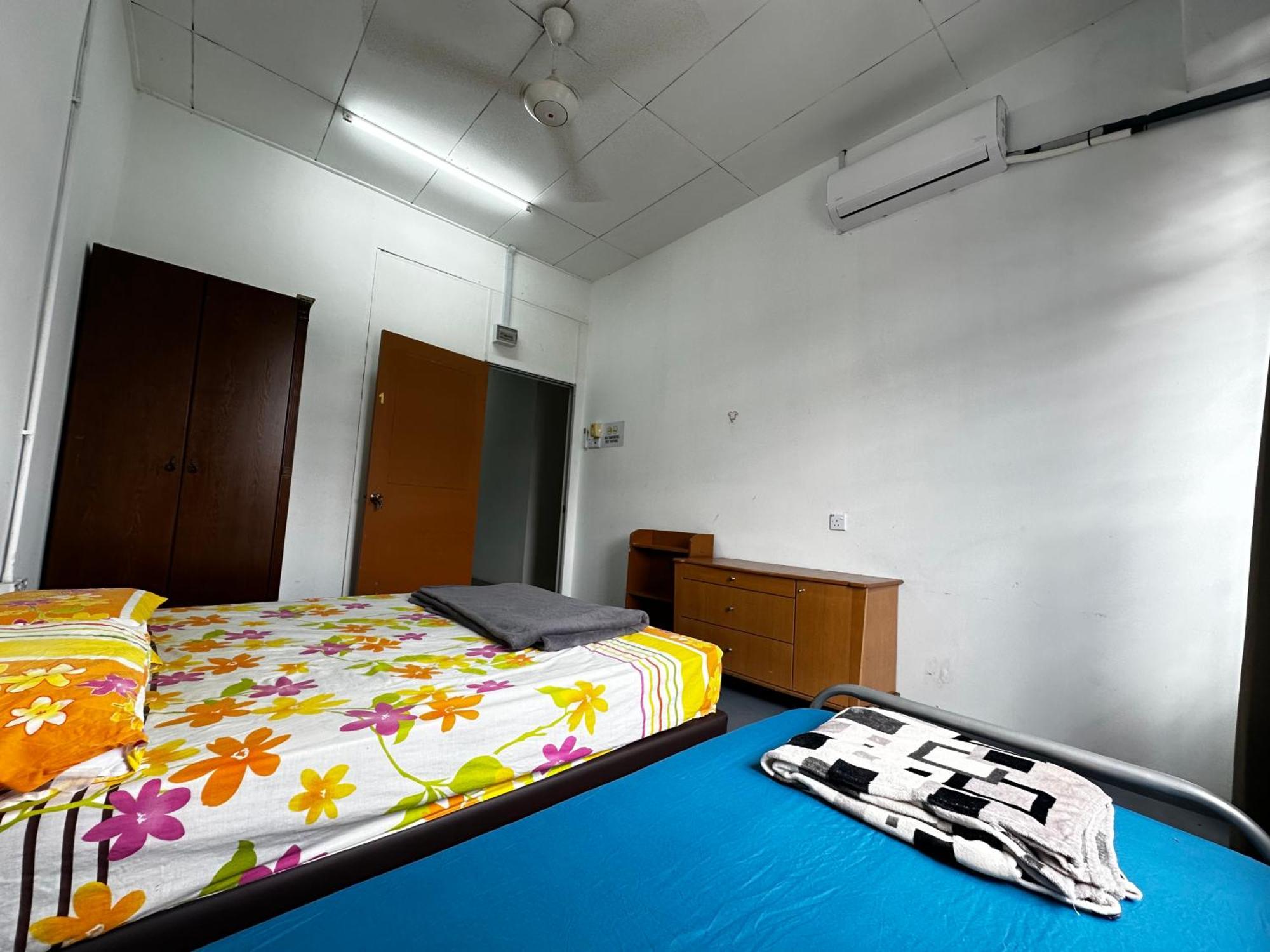 Jiaxin Dormitory - Puteri Wangsa 家馨旅舍 Ulu Tiram Eksteriør bilde