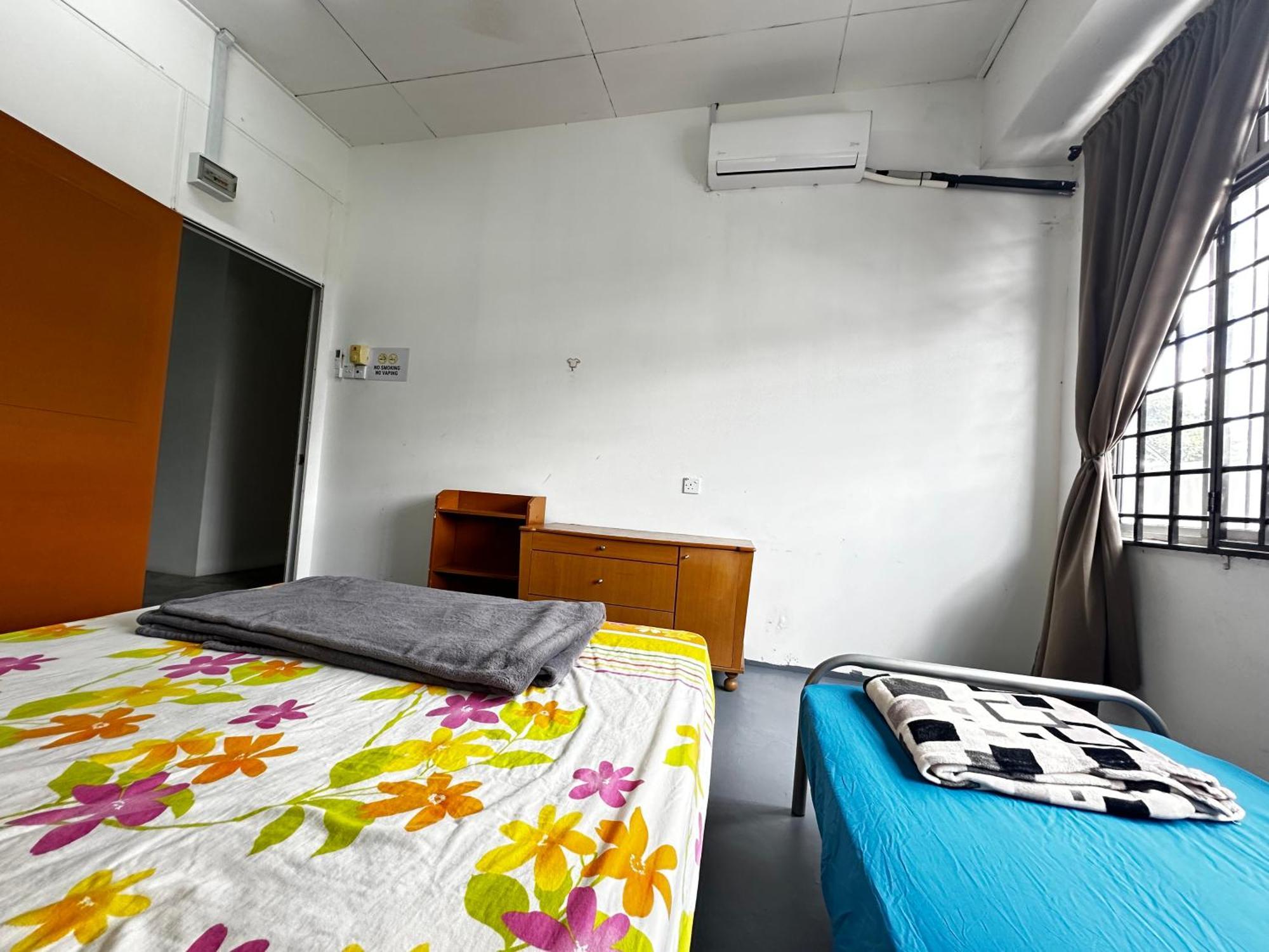 Jiaxin Dormitory - Puteri Wangsa 家馨旅舍 Ulu Tiram Eksteriør bilde
