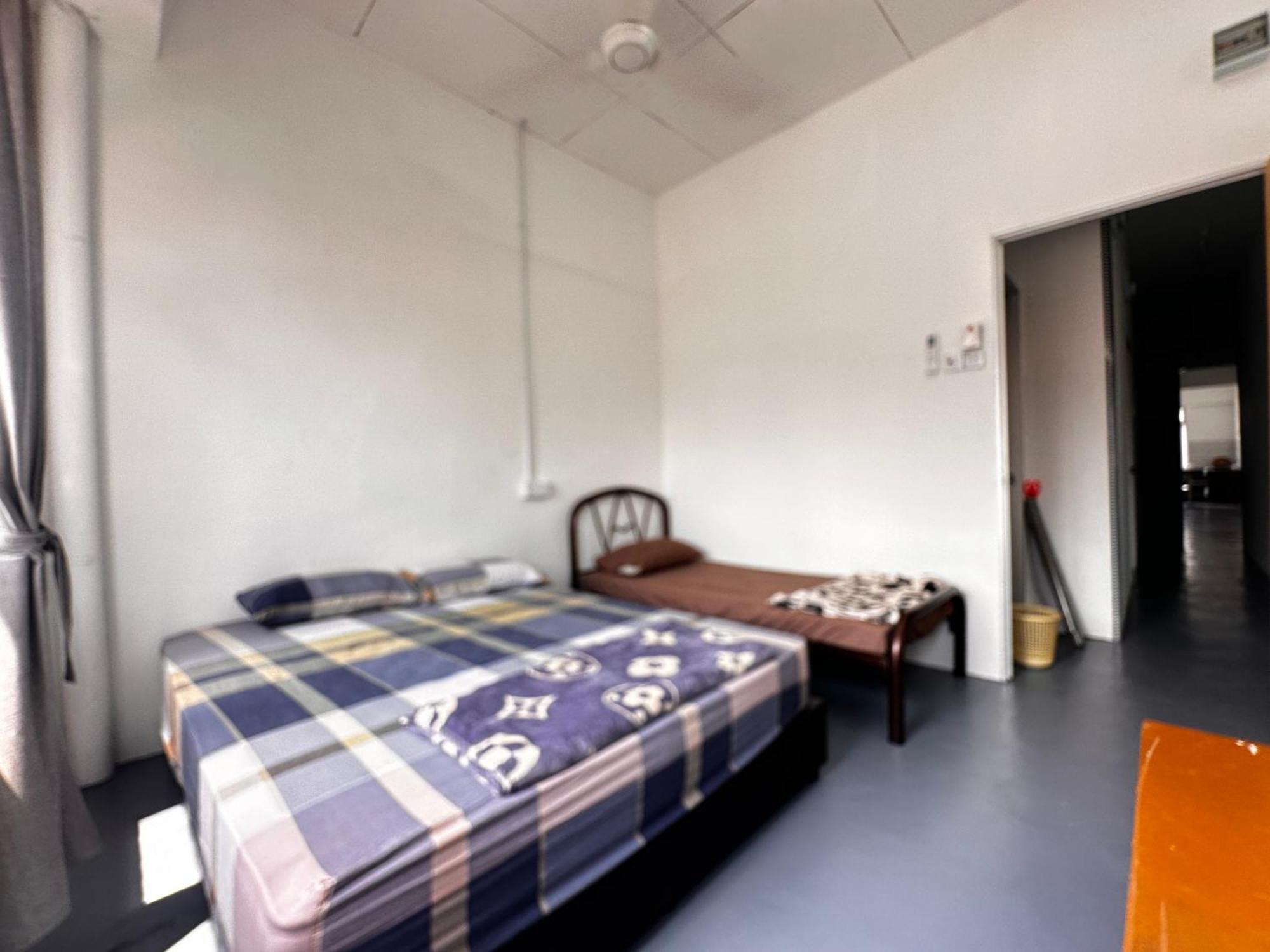 Jiaxin Dormitory - Puteri Wangsa 家馨旅舍 Ulu Tiram Eksteriør bilde