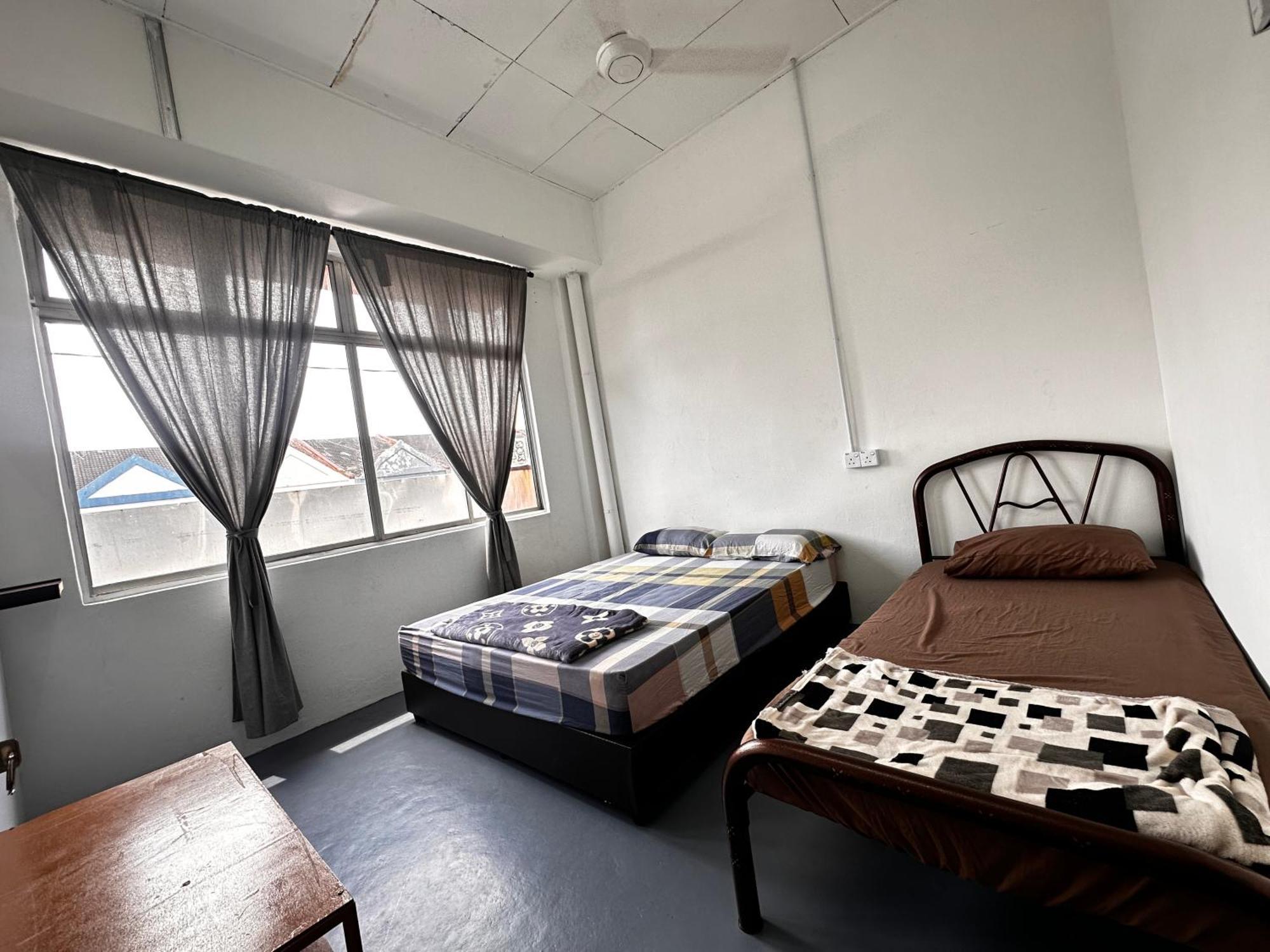 Jiaxin Dormitory - Puteri Wangsa 家馨旅舍 Ulu Tiram Eksteriør bilde